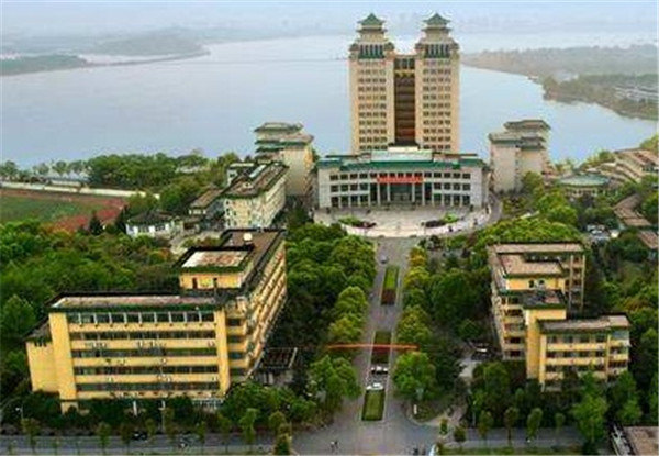 中南民族大學(xué)